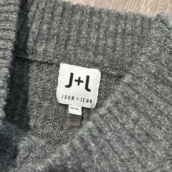 John + Jenn Varsity Striped Sleeves Mock Neck Pullover Sweater M - Picture 4 of 5